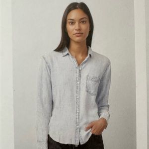 Rails- Ingrid Raw - Light acid wash women’s blouse. Size XS. Barely worn.